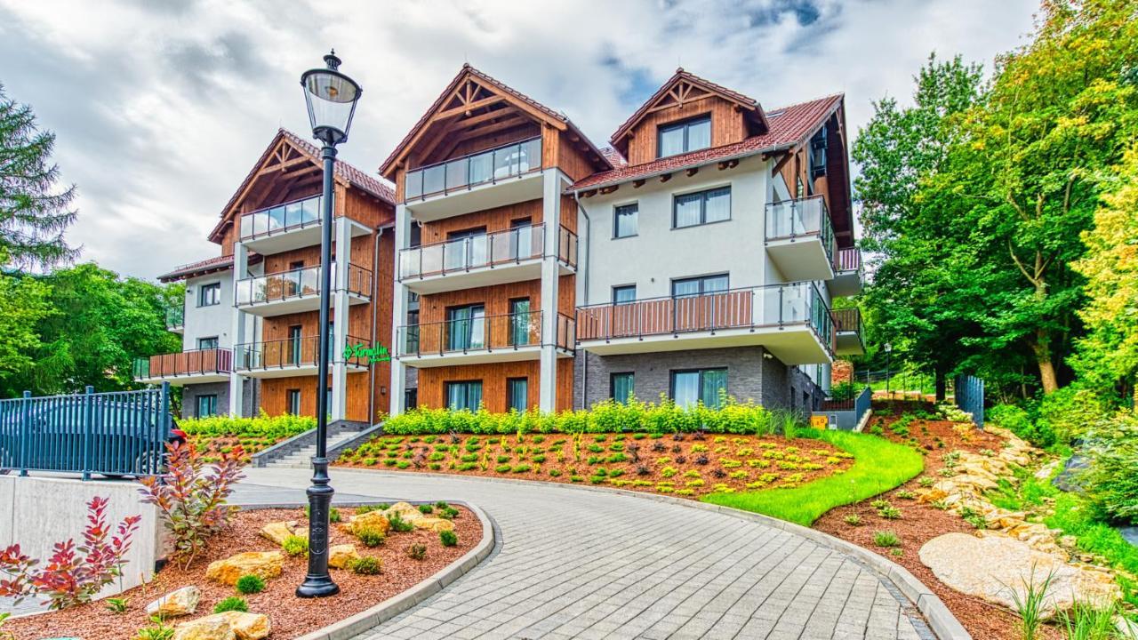 Apartamenty Vip Centrum - Wczasowa 17 By Royal Aparts Świeradów-Zdrój Екстериор снимка
