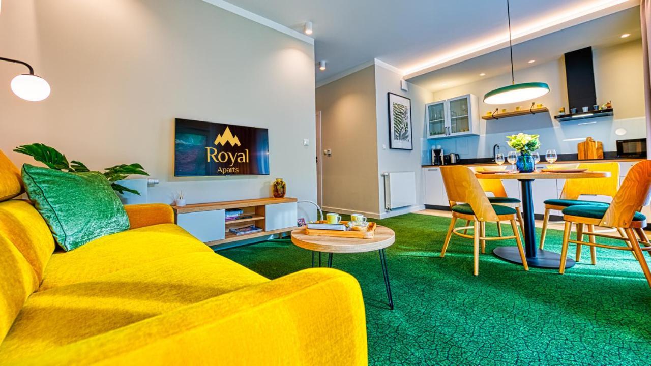Apartamenty Vip Centrum - Wczasowa 17 By Royal Aparts Świeradów-Zdrój Екстериор снимка