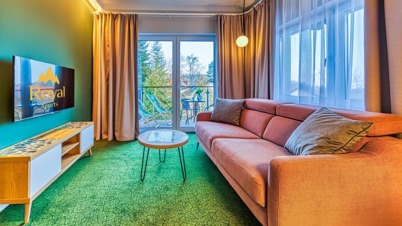 Apartamenty Vip Centrum - Wczasowa 17 By Royal Aparts Świeradów-Zdrój Екстериор снимка